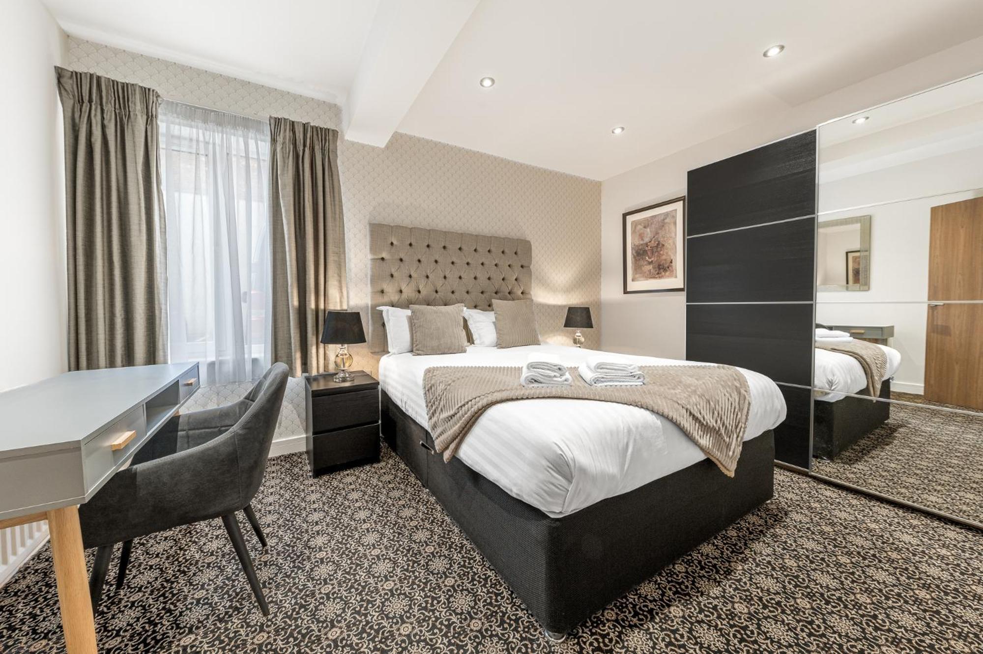 Abbey Apartments Modern Aparthotel For Tourists & Professionals Barrow-in-Furness Exteriör bild