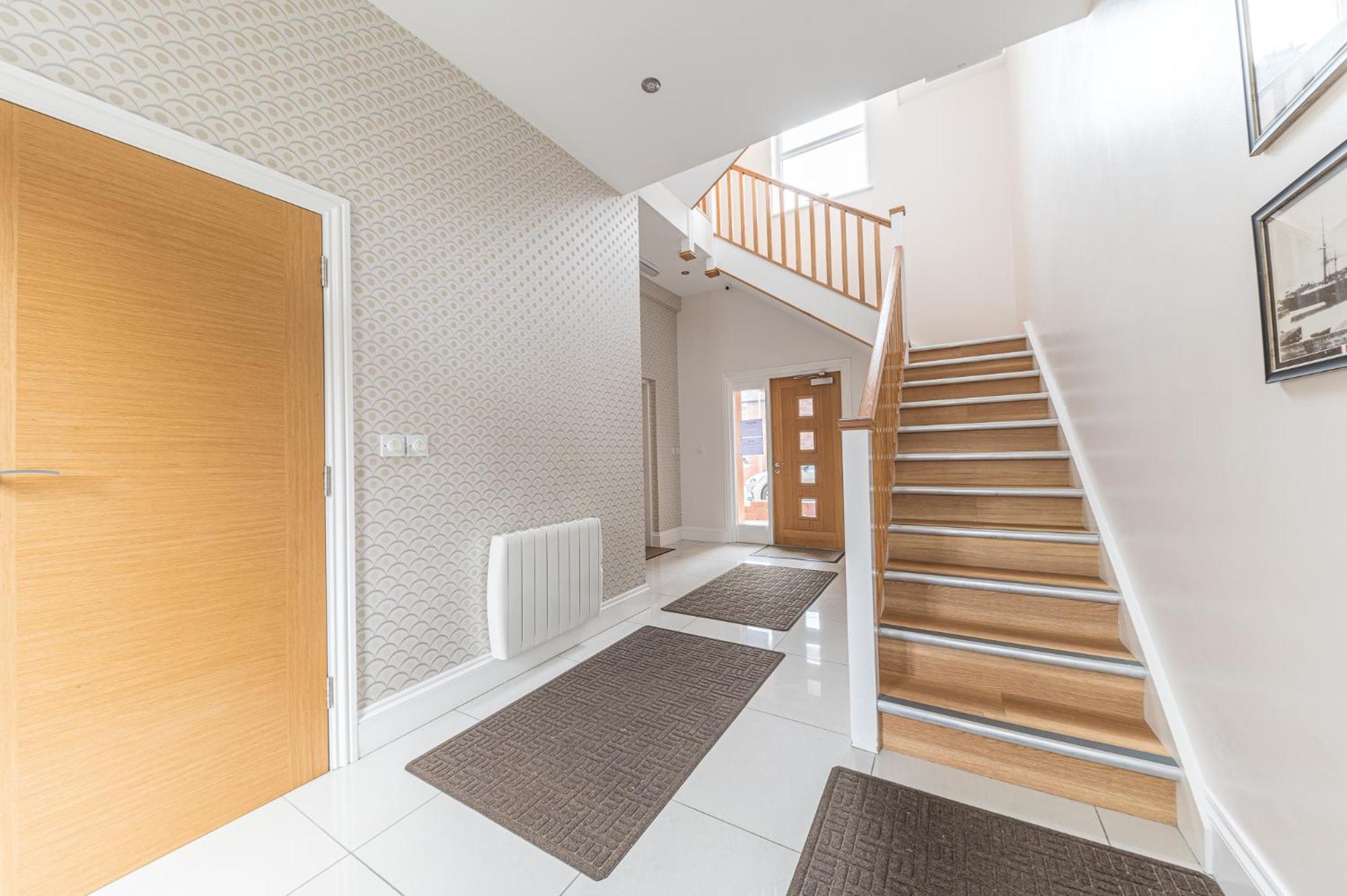 Abbey Apartments Modern Aparthotel For Tourists & Professionals Barrow-in-Furness Exteriör bild