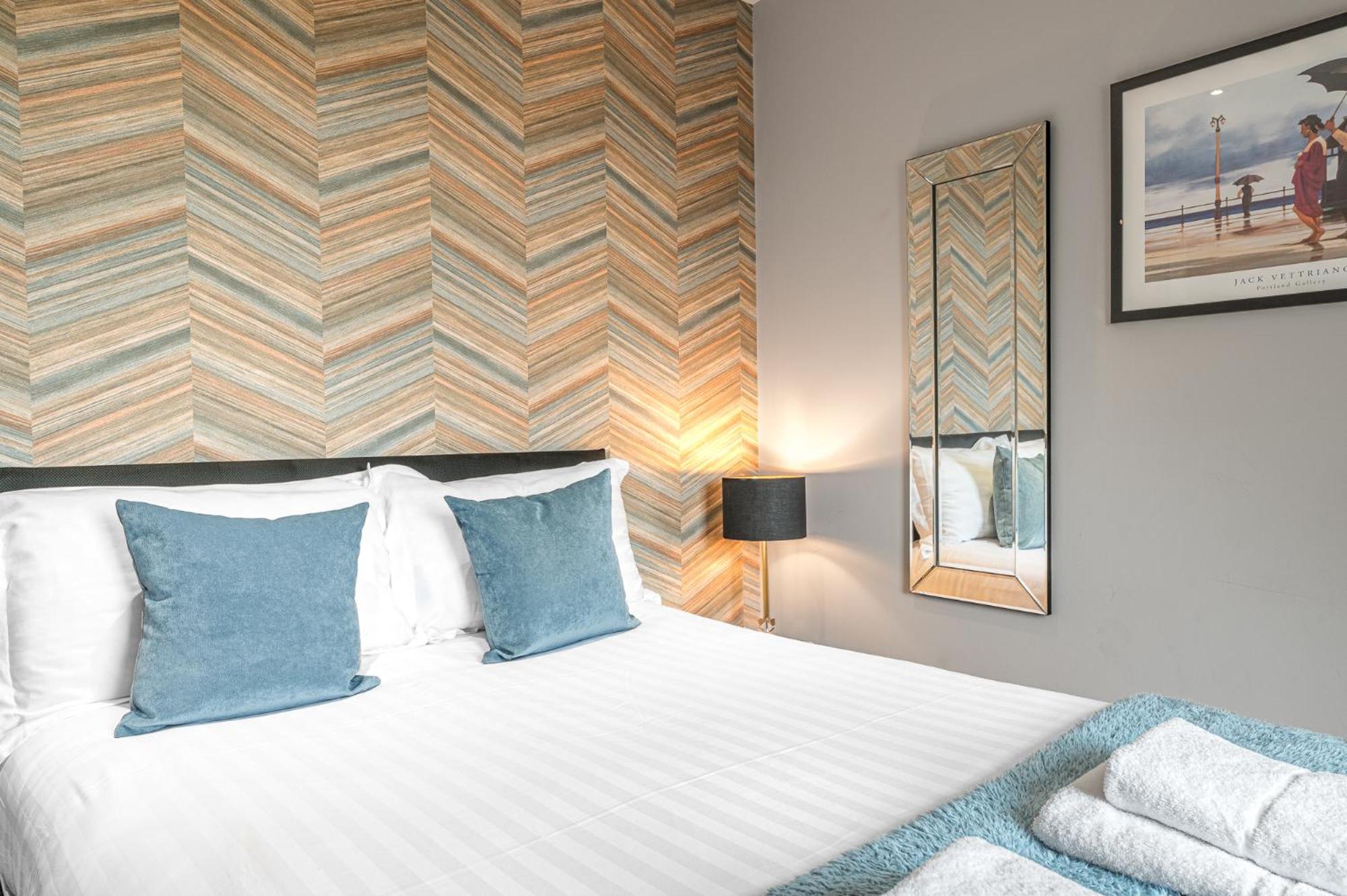 Abbey Apartments Modern Aparthotel For Tourists & Professionals Barrow-in-Furness Rum bild
